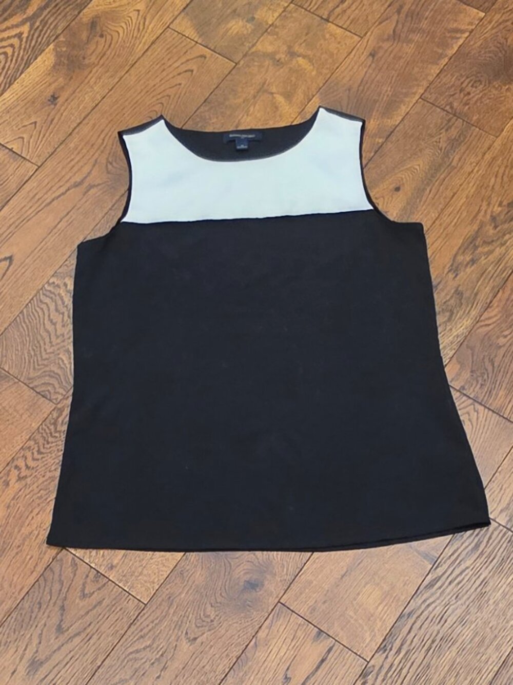 Banana Republic sleeveless top